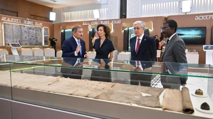 Мемлекет басшысы Алтын Орда мұрасына арналған тақырыптық көрмемен танысты