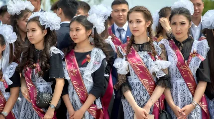Биыл 215 мыңнан астам оқушы мектеп бітіреді