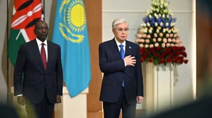 Во Дворце Независимости состоялась официальная церемония встречи Президента Кении, прибывшего в нашу страну с государственным визитом (ВИДЕО)