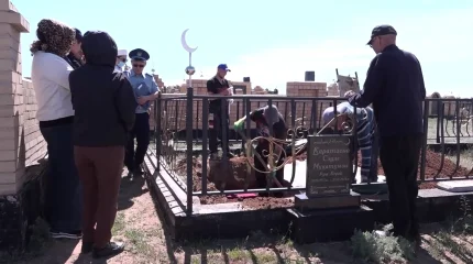 Қарағанды облысында екі отбасы таласып жүрген қабір қайта қазылды