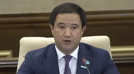 При глобальных перевозках мы недополучаем миллиарды, - мажилисмен о развитии транспортных хабов