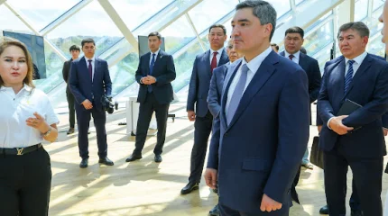 Олжас Бектенов провел заседание Высшего попечительского совета NU