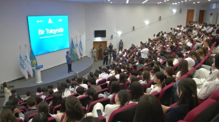 Мәжіліс депутаттары «AMANAT» партиясының «BIR TOLQYNDA» жобасы аясында жамбылдық жастармен кездесті