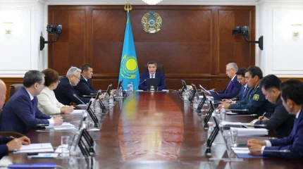 Еңбек қауіпсіздігі талаптарының сақталуына қатаң бақылау қамтамасыз етілуі қажет — Олжас Бектенов бизнесті тексеру жұмыстарын кеңейтуді тапсырды