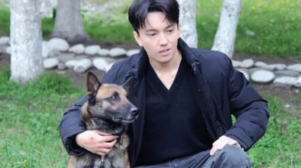 Димаш Кудайберген посетил пограничную заставу и познакомился со съемками фильма о службе на границе (ВИДЕО)