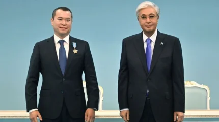 Президент еліміздің заңнамасын жетілдіруге елеулі үлес қосқан бір топ азаматты марапаттады