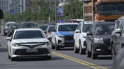 Қытайдан көлік әкелген 45 заңды тұлға мен кәсіпкердің шығыс операцияларына шектеу қойылған