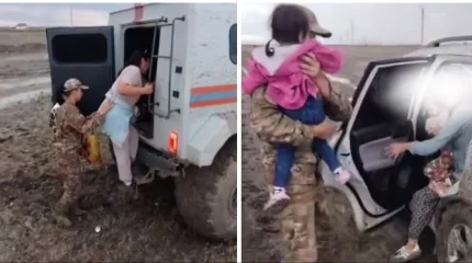 57 человек эвакуировали с размытой дороги под Атырау