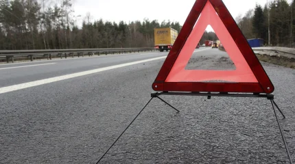 В Алматы Audi сбила пятерых пешеходов и протаранила две машины