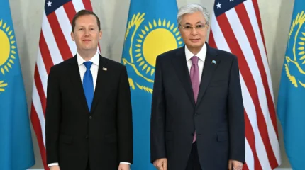 Глава государства принял Специального посланника Президента США по Южной и Центральной Азии Серджио Гора (ВИДЕО)