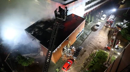 Семь человек пострадали при взрыве многоэтажки в Амстердаме