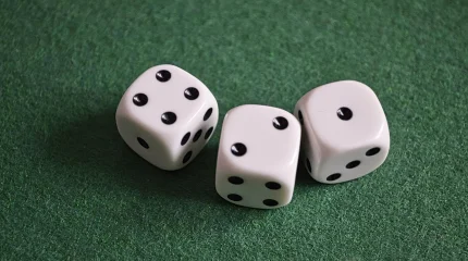 Актюбинец обещал безработным работу с зарплатой до 700 тысяч тенге