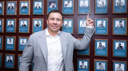 Тарихи сәт: Геннадий Головкин Халықаралық бокс даңқы залына салтанатты түрде енгізілді