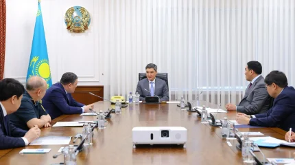 Олжас Бектенов поручил усилить контроль на границах, чтобы не допустить вывоз топлива