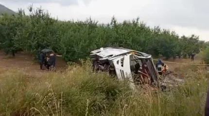Түркияда туристер мінген автобус апатқа ұшырады: 5 адам қаза тапты