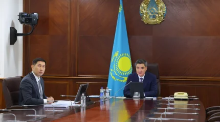 Олжас Бектенов ЕАДБ кеңесінің отырысын өткізді: банктің 2027-2031 жылдарға арналған даму стратегиясы бекітілді
