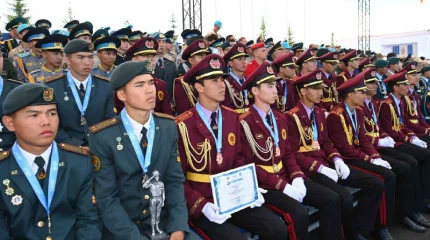 Қасым-Жомарт Тоқаев: «Біздің негізгі міндетіміз – кәсіби деңгейі жоғары әскерилерді тәрбиелеудің тиімді жүйесін қалыптастыру»