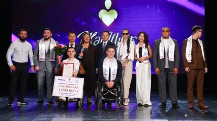 Əділдік тең мүмкіндіктерден басталады: «Əділет» партиясы «Жан Шуақ» сыйлығының лауреаттарына қолдау көрсетті