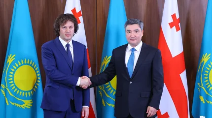 Қазақстан мен Грузия премьер-министрлері Олжас Бектенов пен Ираклий Кобахидзе жоғары деңгейде қол жеткізілген уағдаластықтарды жүзеге асыру жайын талқылады