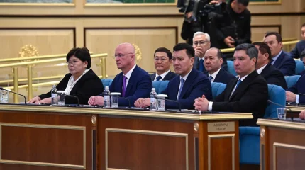 Президент отыз жылдан астам уақыт қызмет еткен қос палаталы Парламенттің жұмысына оң баға берді