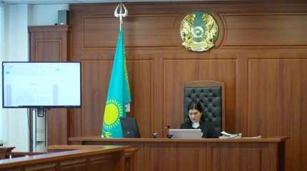 Атырауда кезекті сот отырысында мемлекеттік айыптаушы қайын жұртын қырып тастаған Сәрсемалиевтің қылмысқа бару себебі айтты