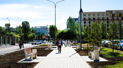 В Астане открылась Аллея Конституции