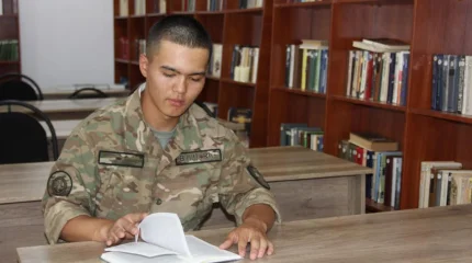 Военнослужащие Нацгвардии прочитали более четырех тысяч книг в рамках челленджа «BOOKGUARD»