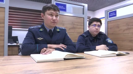 Под влиянием мошенников актюбинская пенсионерка едва не лишилась квартиры и оказалась втянута в преступную схему
