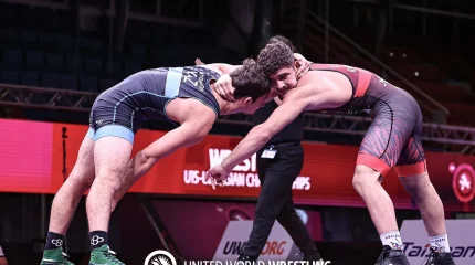 Казахстанские борцы завоевали еще три медали на чемпионате Азии U20