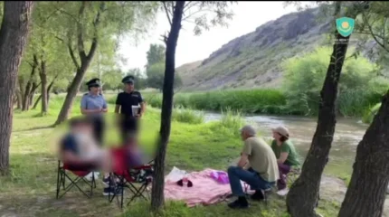 ШҚО-да полицейлер демалыс орындарында "Таза Қазақстан" акциясы аясында рейд өткізуде