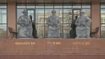 Шығын – 2 млрд теңге: Қарағанды облысында темір кенін заңсыз өндіріп, шетелге сатқан 3 адам сотталды