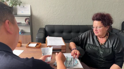 «Мы прикрепим к вам телохранителя»: мошенники едва не оставили без сбережений пенсионерку в Петропавловске