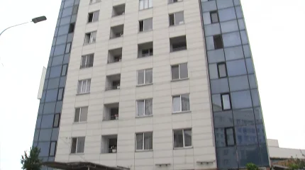 Алматыда 20 жастағы бойжеткен 10-шы қабаттан құлап кетті