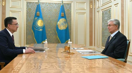 Қасым-Жомарт Тоқаев Қазақстан Халық Кеңесі Төрағасының орынбасары – Хатшылық басшысы Қанатбек Жайсанбаевты қабылдады