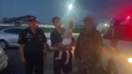 Балқаш көлінің жағалауында құтқарушылар төрт баласы бар отбасыға көмек көрсетті