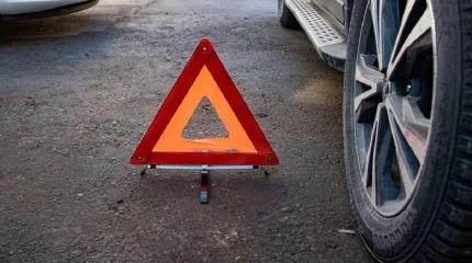 Жол апатынан үш адам қаза тапты