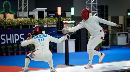 Гонконгта семсерлесуден өтіп жатқан әлем чемпионатында командалық жарыстар басталды