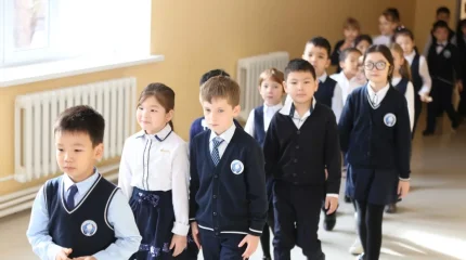 Почти полмиллиона школьников получат по 50 тысяч теңге к учебному году