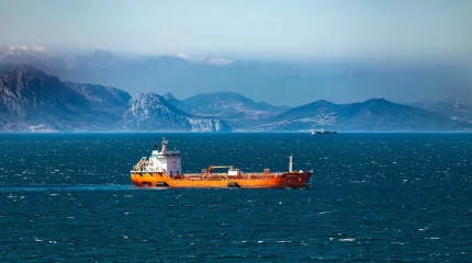 Страны ОПЕК+ скорректируют производство нефти с сентября
