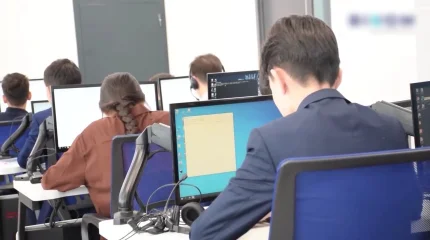 Астаналық ата-аналар "BINOM" мектептеріндегі орын тапшылығына наразы