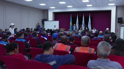 Члены партии «Байтақ» встретились с коллективом ТЭЦ-2 в Алматы