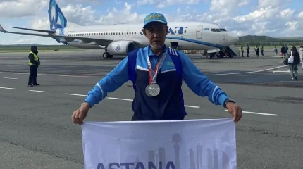 «Құрылтайға жол»: известный ультрамарафонец преодолеет 1300 километров, чтобы проголосовать на выборах