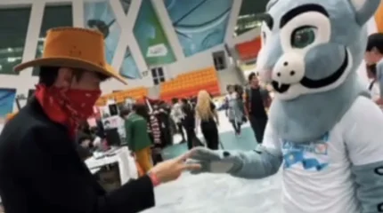 Тазабек появился среди косплееров на Comic Con