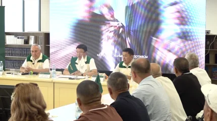 «Ауыл» партиясының кандидаттары Түркістан облысының тұрғындарымен кездесті