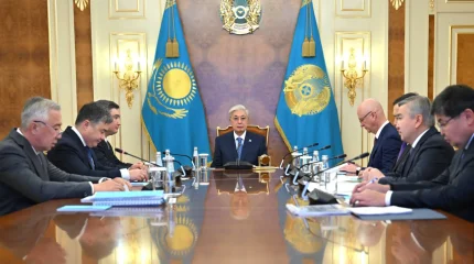 Президент провел совещание по вопросам бюджетного планирования