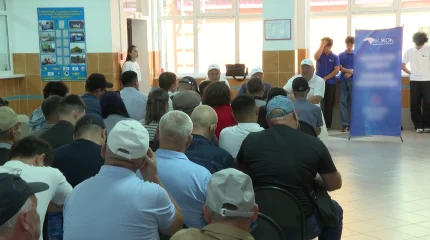 Кандидаты в Курултай от партии «Ақ жол» обсудили с трудовыми коллективами Астаны социальные и экономические вопросы