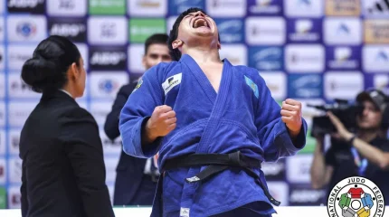 Казахстанец стал чемпионом мира по дзюдо среди кадетов