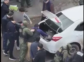 Мошенники разослали 150 тысяч опасных SMS с помощью спецтехники в Астане