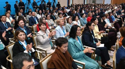 Қасым-Жомарт Тоқаев мұғалім тапшылығын жою мен біліктілік арттыру мәселесіне назар аударды