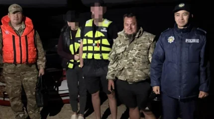 Су айдынында қалып қойғандар құтқарылды